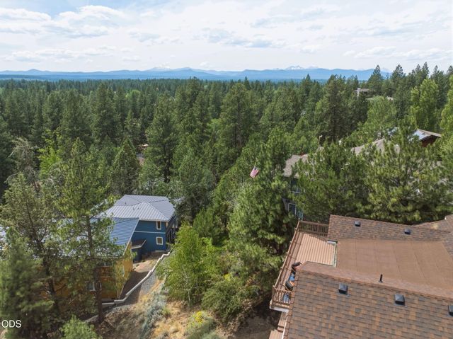 1819 SW Troon Avenue, Bend, OR 97702