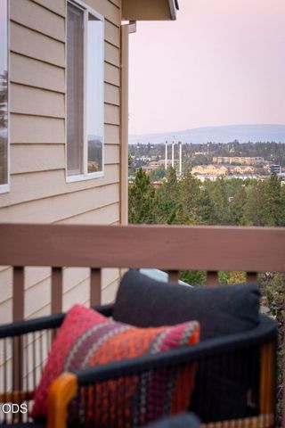 1819 SW Troon Avenue, Bend, OR 97702