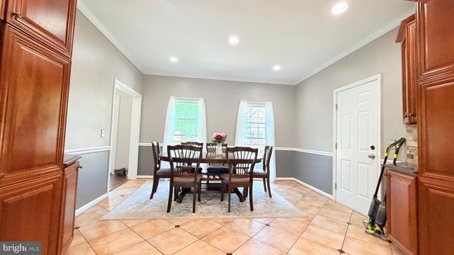11610 SENECA FOREST CIR, Germantown, MD 20876
