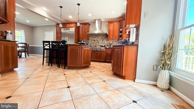 11610 SENECA FOREST CIR, Germantown, MD 20876