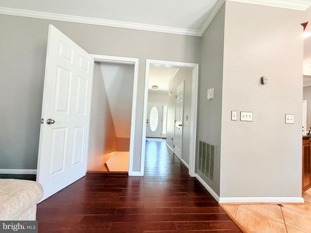 11610 SENECA FOREST CIR, Germantown, MD 20876