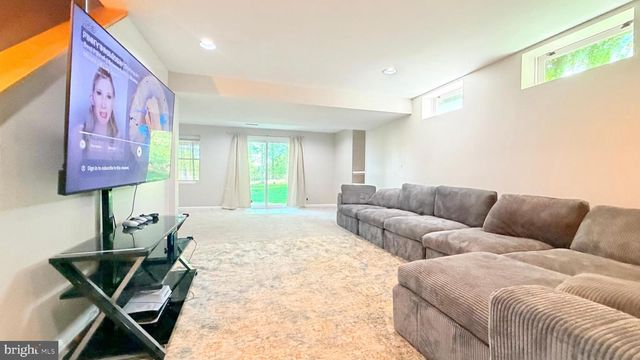 11610 SENECA FOREST CIR, Germantown, MD 20876