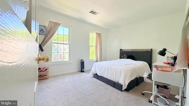 11610 SENECA FOREST CIR, Germantown, MD 20876