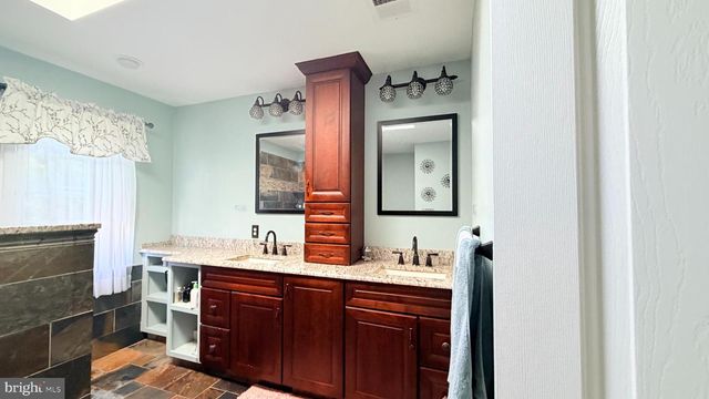 11610 SENECA FOREST CIR, Germantown, MD 20876