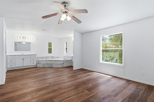 2351 Cherry Creek East Drive, Shepherd, TX 77371