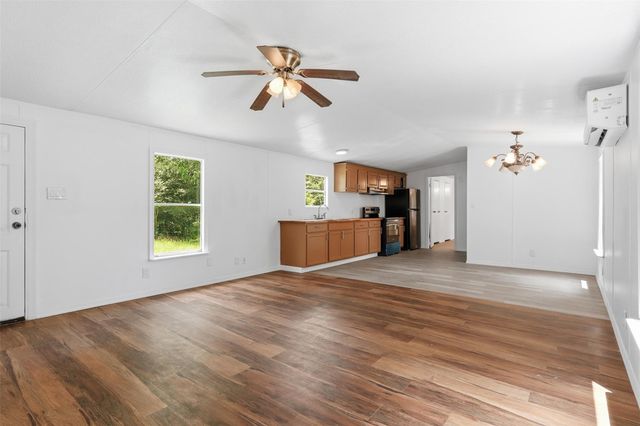 2351 Cherry Creek East Drive, Shepherd, TX 77371