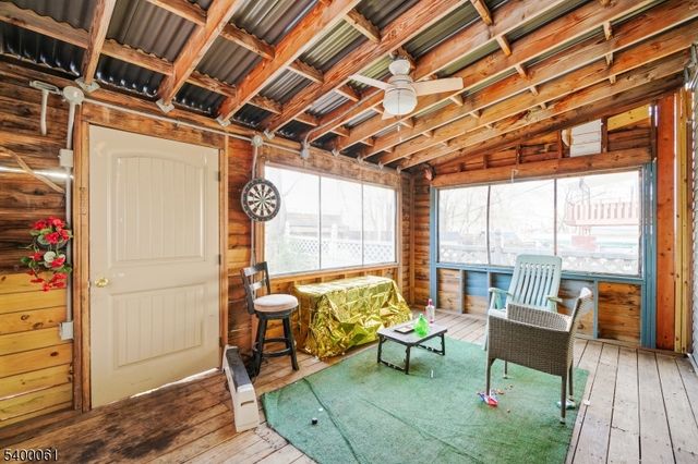 277 Van Nostrand Ave, Jersey City, NJ 07305