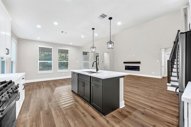 13919 Fountainview Drive, Montgomery, TX 77356