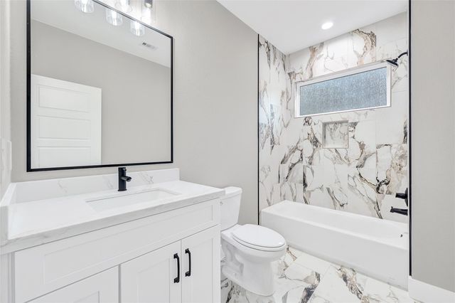 13919 Fountainview Drive, Montgomery, TX 77356