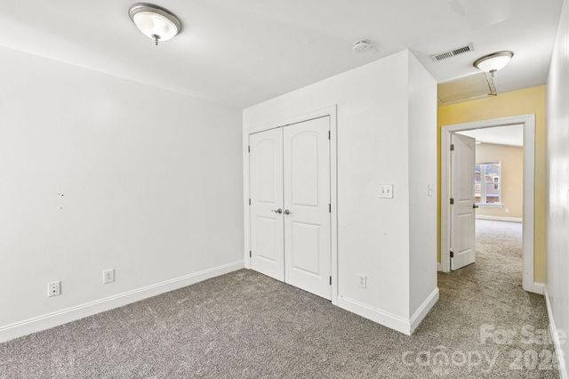109 Sherman Oaks Lane, Mooresville, NC 28115
