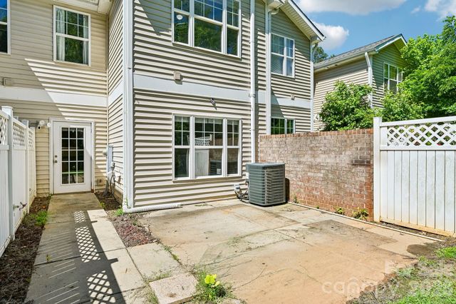 109 Sherman Oaks Lane, Mooresville, NC 28115