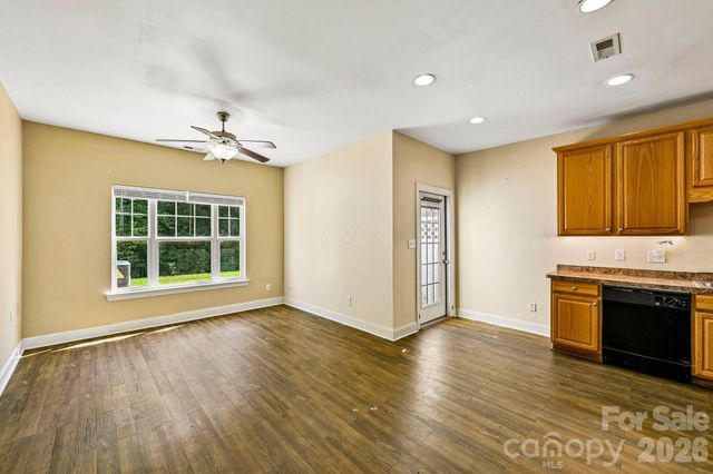 109 Sherman Oaks Lane, Mooresville, NC 28115