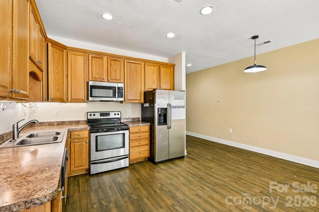 109 Sherman Oaks Lane, Mooresville, NC 28115
