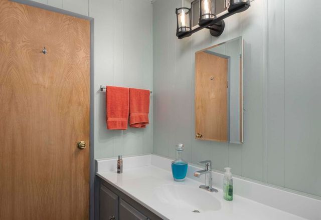 393 Standing Bear, Cathedral City, CA 92234