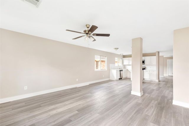 1107 Cable Way, Crosby, TX 77532