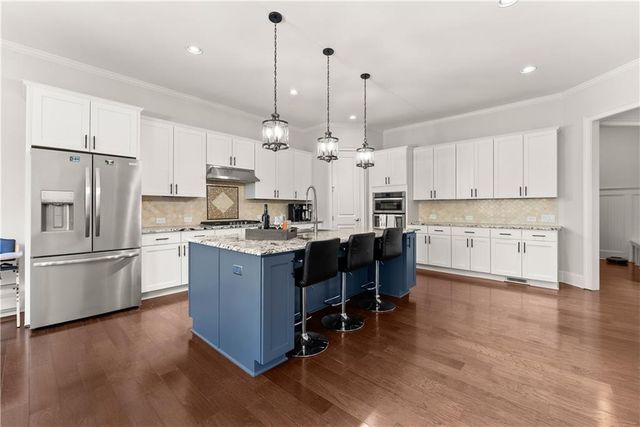 1025 Nash Springs Circle, Lilburn, GA 30047