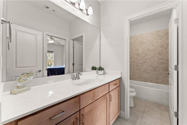 1025 Nash Springs Circle, Lilburn, GA 30047