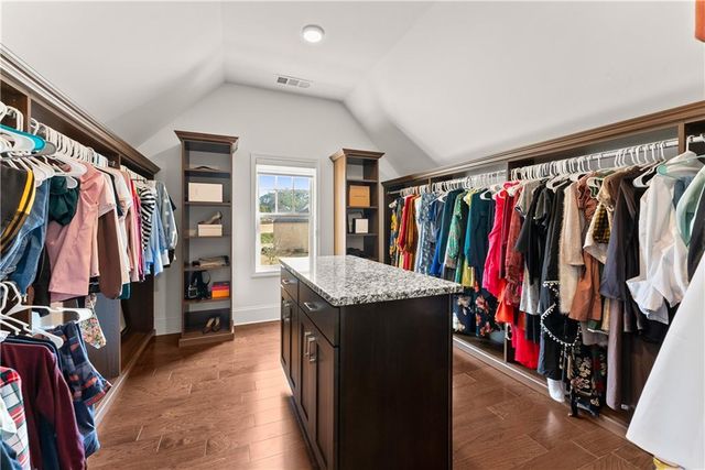 1025 Nash Springs Circle, Lilburn, GA 30047