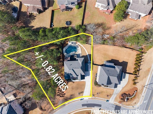 1025 Nash Springs Circle, Lilburn, GA 30047