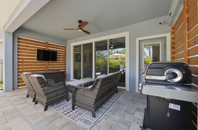 5554 SILVER SUN DRIVE, Apollo Beach, FL 33572