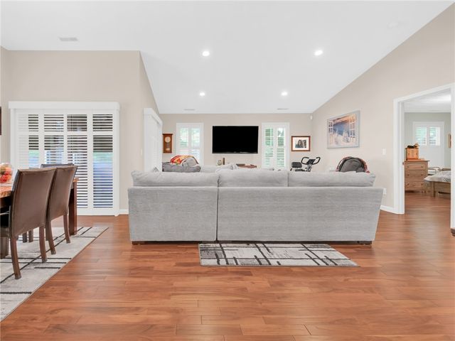 3 Quail Ridge Road, North Providence, RI 02904