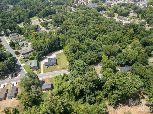 2105 Newland Road, Charlotte, NC 28216