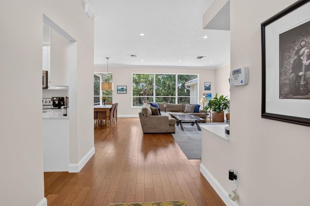 9415 Lake Serena Drive, Boca Raton, FL 33496