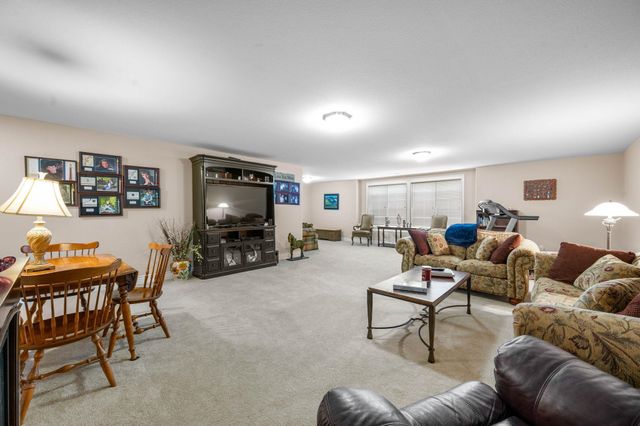 1722 N Split Rail St, Wichita, KS 67230