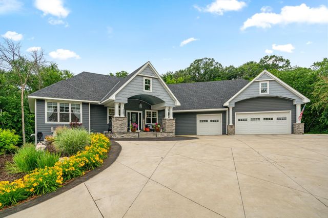 15385 50th Street N, Stillwater, MN 55082