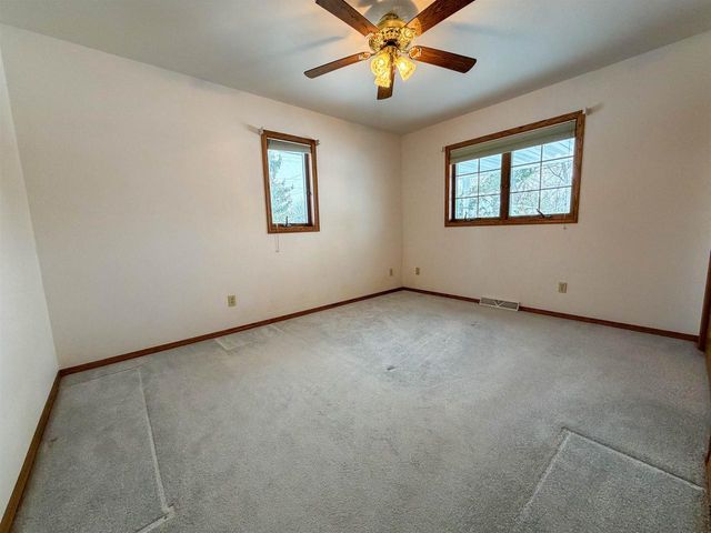 511 W PULASKI STREET, Pulaski, WI 54162