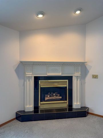 511 W PULASKI STREET, Pulaski, WI 54162