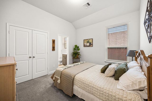 19330 Belmont Stakes Way, Tomball, TX 77377