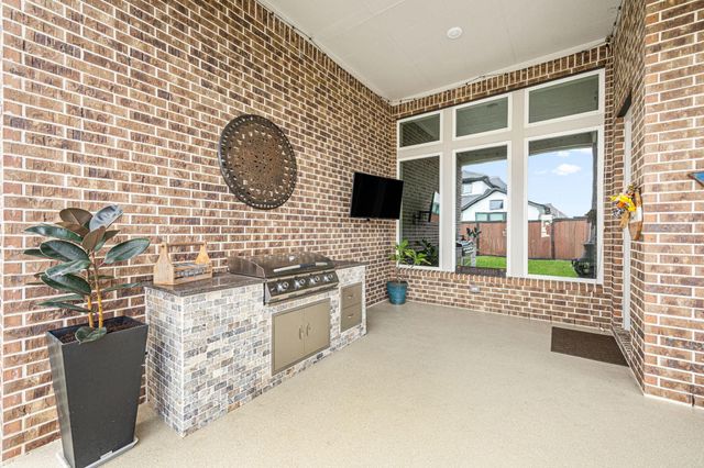 19330 Belmont Stakes Way, Tomball, TX 77377