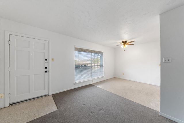 926 E 14th 7, Houston, TX 77009