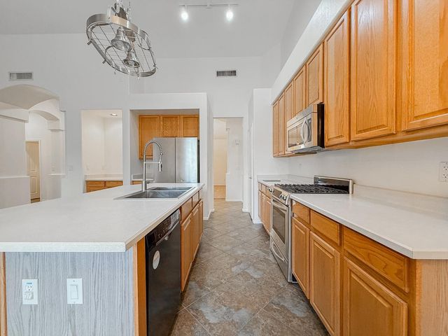 890 N Bullmoose Drive, Chandler, AZ 85224