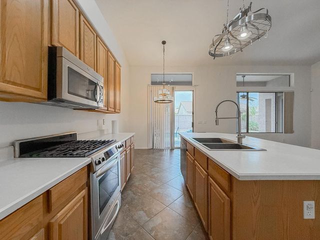 890 N Bullmoose Drive, Chandler, AZ 85224