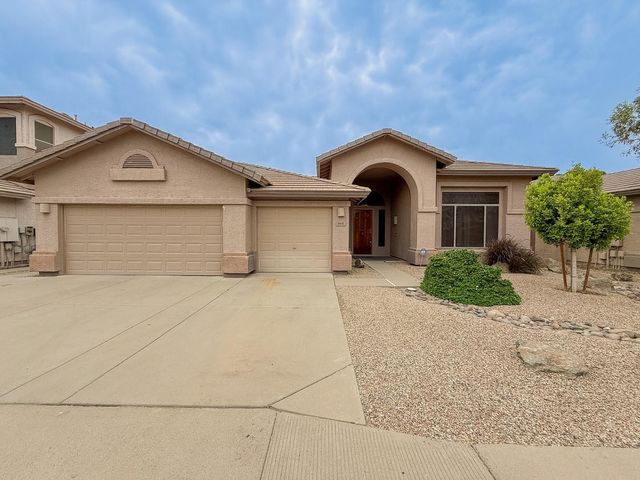 890 N Bullmoose Drive, Chandler, AZ 85224