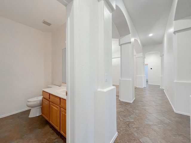 890 N Bullmoose Drive, Chandler, AZ 85224