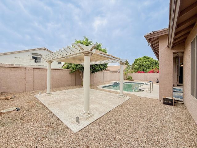 890 N Bullmoose Drive, Chandler, AZ 85224