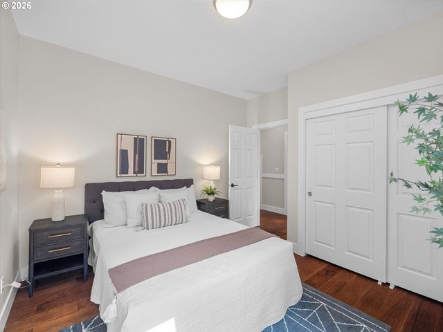 10719 Nw HARDING Ct, Portland, OR 97229