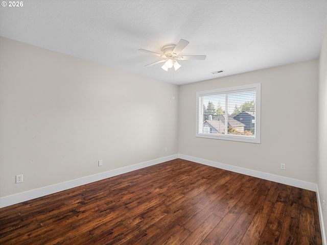 10719 Nw HARDING Ct, Portland, OR 97229