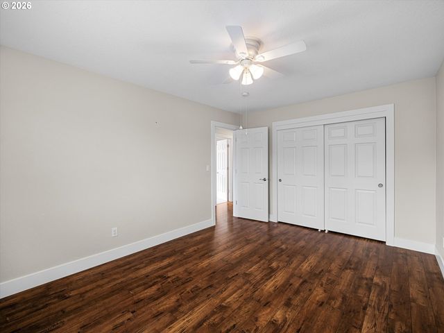 10719 Nw HARDING Ct, Portland, OR 97229