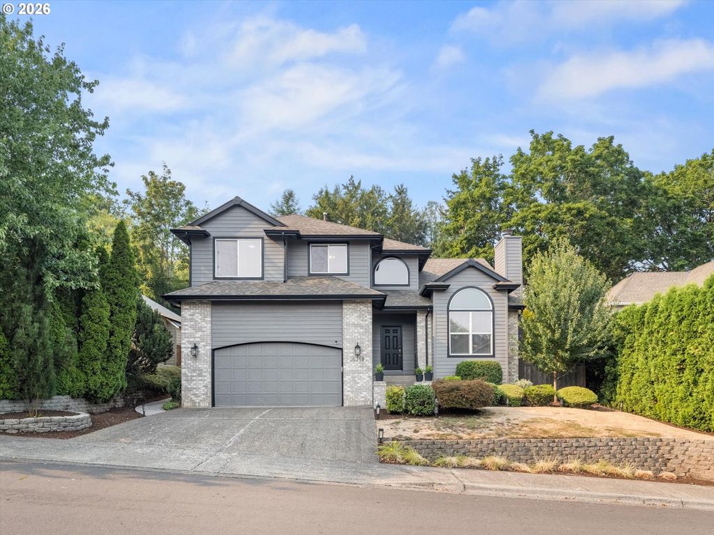 10719 Nw HARDING Ct, Portland, OR 97229