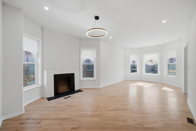 1446 E 71st Place, Chicago, IL 60619