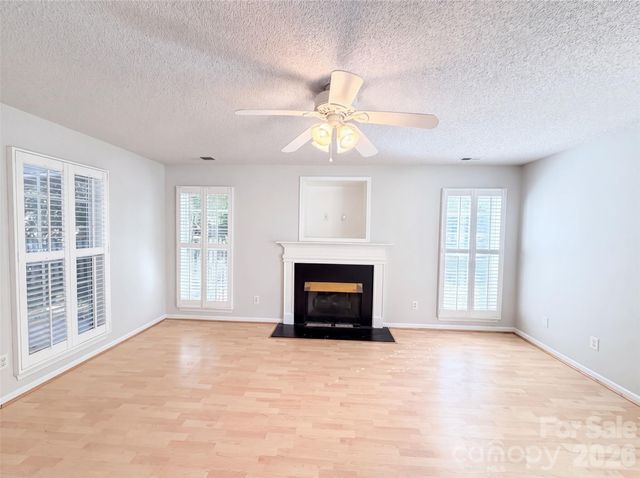 3016 Wyntree Court, Matthews, NC 28104
