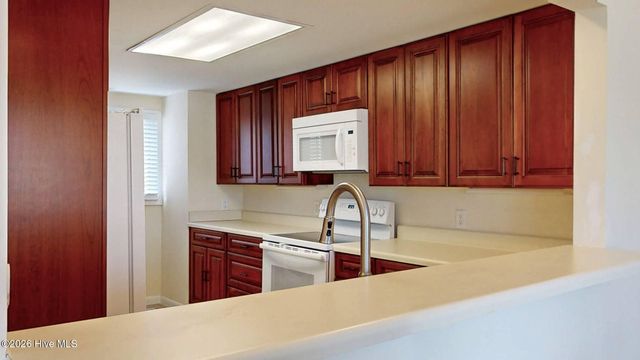 111 Egret Court, Hampstead, NC 28443