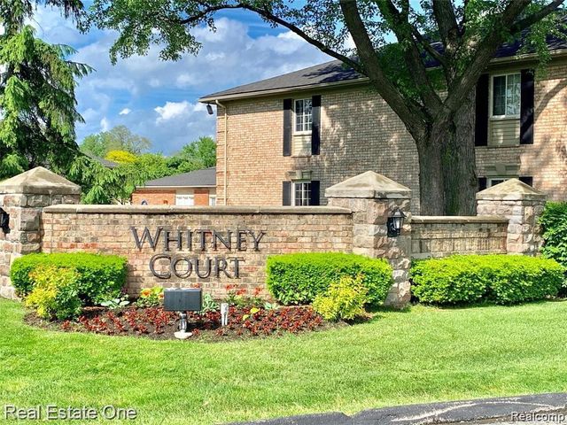 6121 ORCHARD LAKE 202, West Bloomfield Charter Township, MI 48322