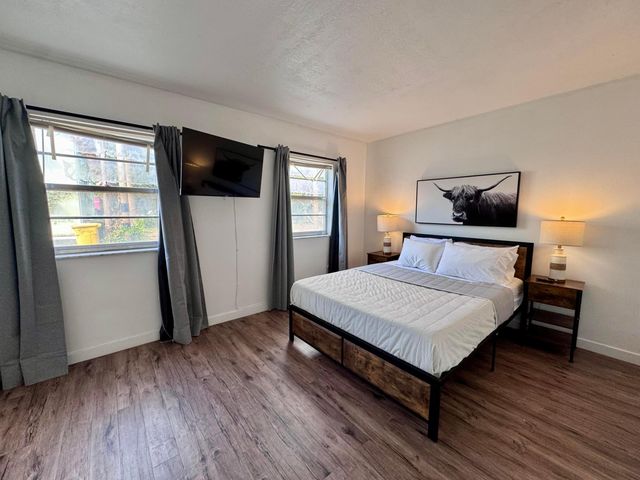 202 Lucerne Avenue Unit 13a, Lake Worth Beach, FL 33460