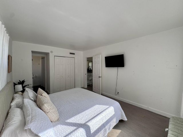 202 Lucerne Avenue Unit 13a, Lake Worth Beach, FL 33460