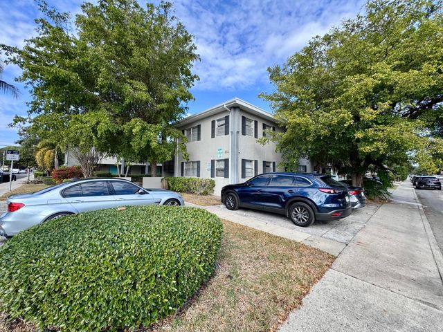 202 Lucerne Avenue Unit 13a, Lake Worth Beach, FL 33460